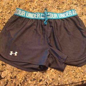 athletic under armour shorts
